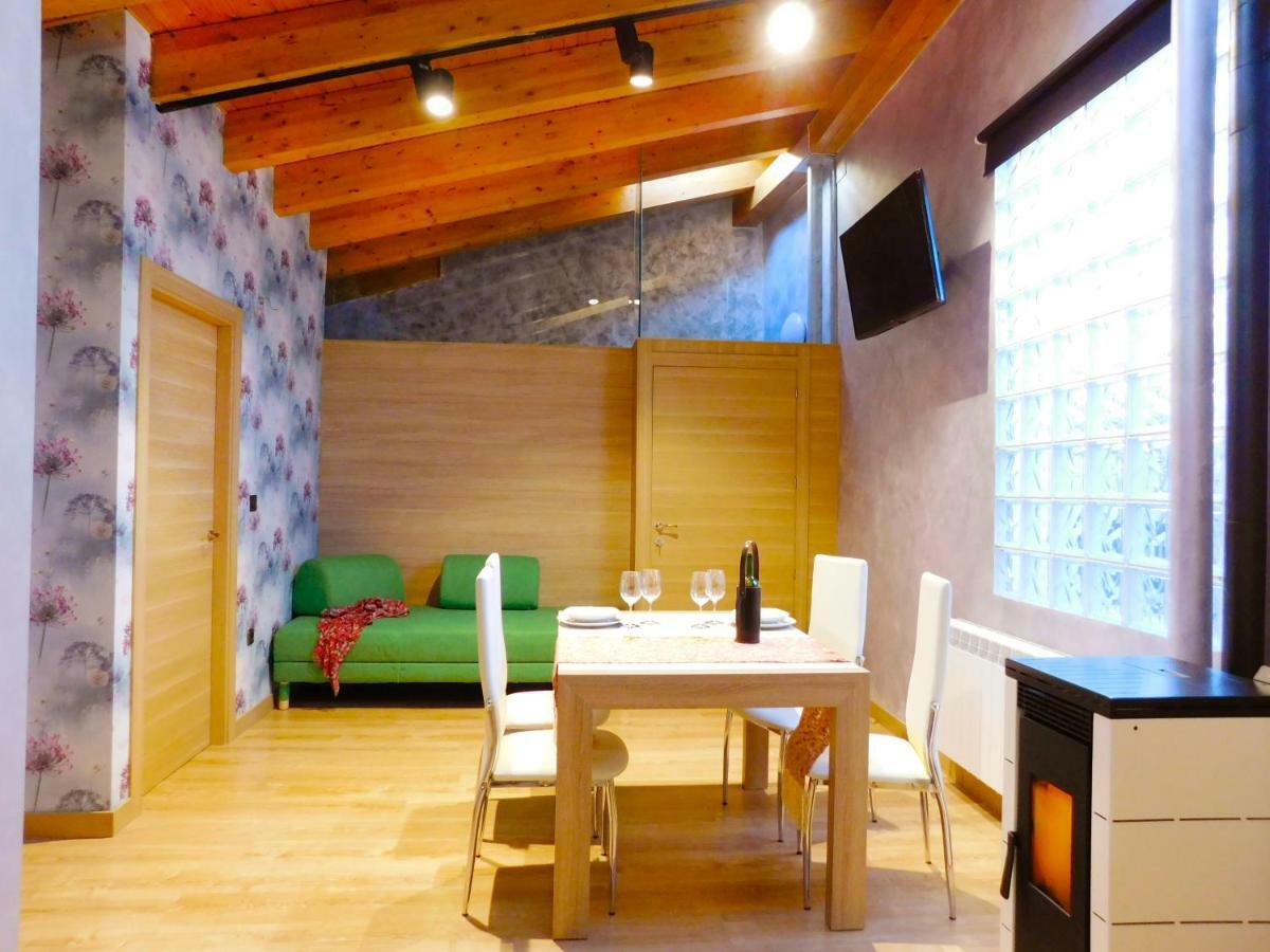 Apartamento Ribera del Duero Reserva Tubilla del Lago Esterno foto